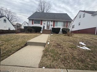 27 Poplar St, Passaic, NJ 07055