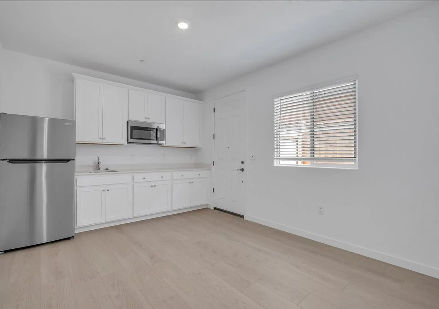 12658 Rosefinch Way — Photo 2