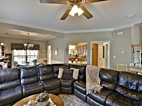 5th image of 12628 Weatherstone Dr