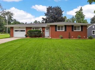 1727 Glendale Rd, Iowa City, IA 52245