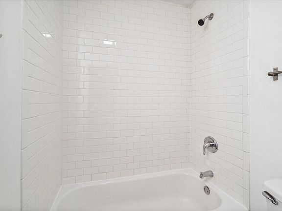 3rd image of 1808 W Berks St