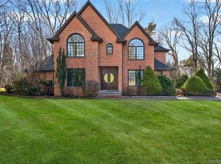 3 Chestnut Court, Old Westbury, NY 11568