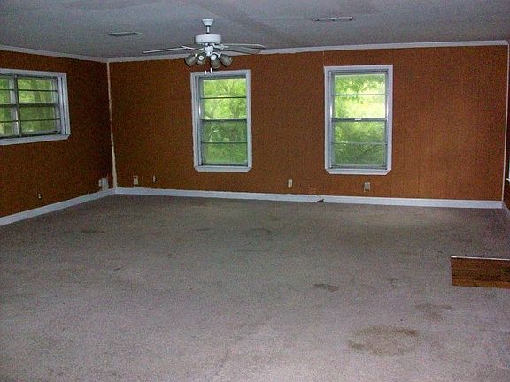 4th image of 501 S Waddill St