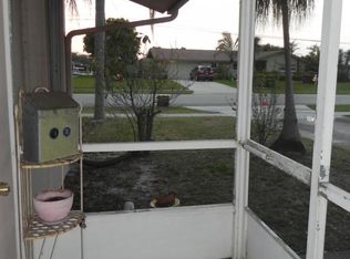 618 W Kalmia Dr, Lake Park, FL 33403
