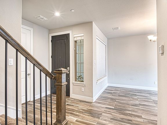 2nd image of 3009 Galveston St