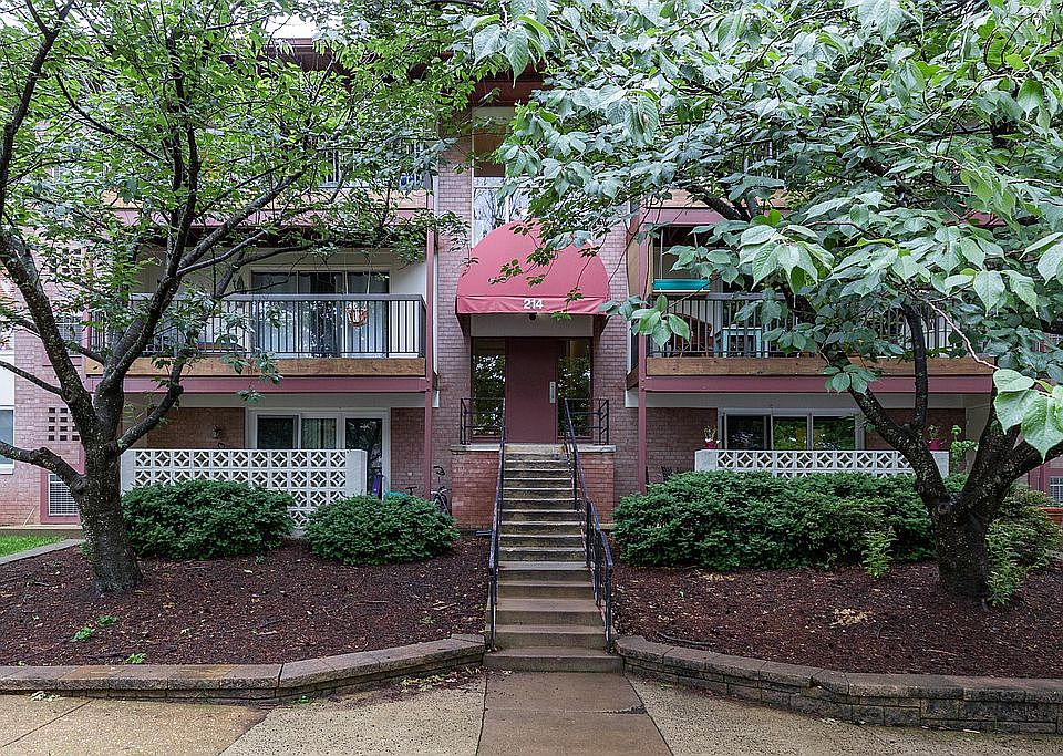 1st image of 214 Park Terrace Ct SE APT 80
