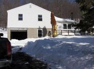 1172 Cole Rd, Newark, NY 14513