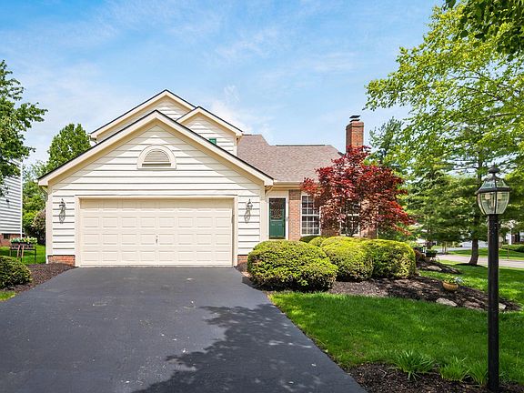 3rd image of 164 Stamford Dr