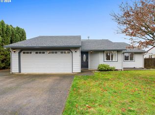 10016 NE 71st St, Vancouver, WA 98662