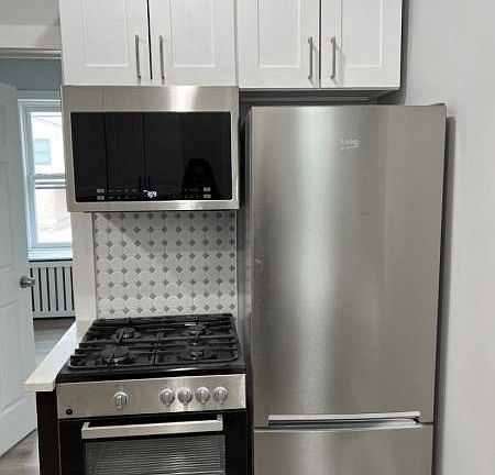 5th image of 66-68 Wallis Ave #1