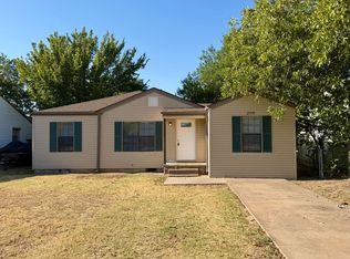 2118 NW Lake Ave, Lawton, OK 73507