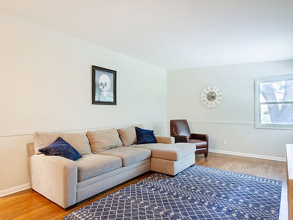 5th image of 620 Highland Ave