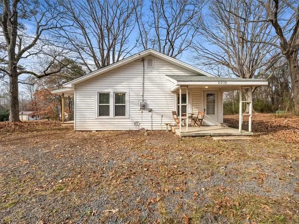 2208 Ermine St, Randleman, NC 27317