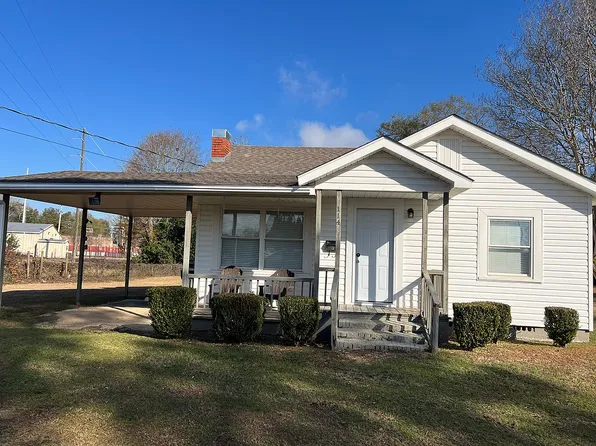 114 W King St, Headland, AL 36345