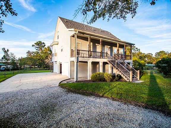 2nd image of 5616 Gulf Creek Cir