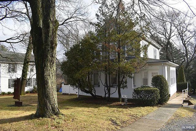 1st image of 302 Erie Ave