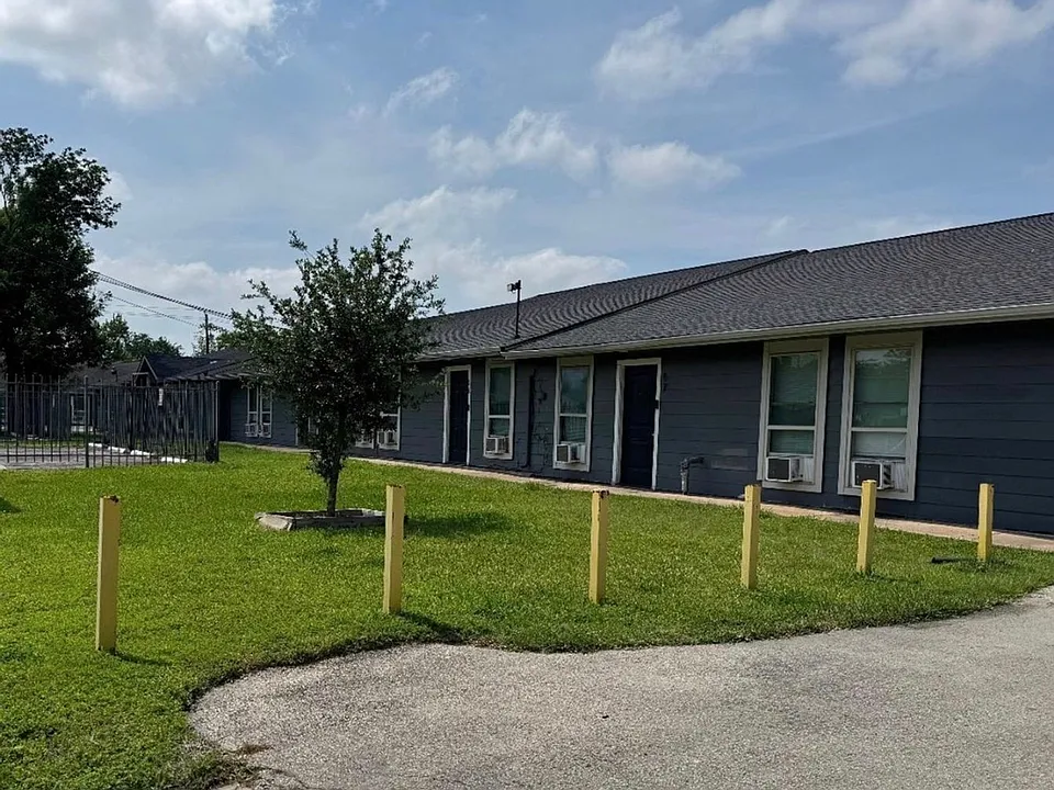 3802 Dabney Apartments