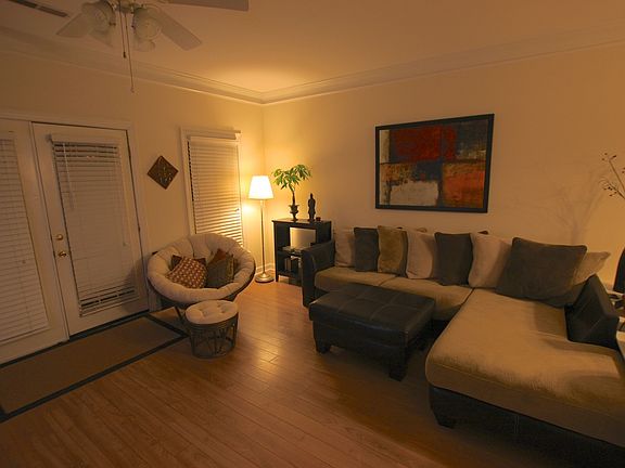 3rd image of 213 Madison Grove Pl