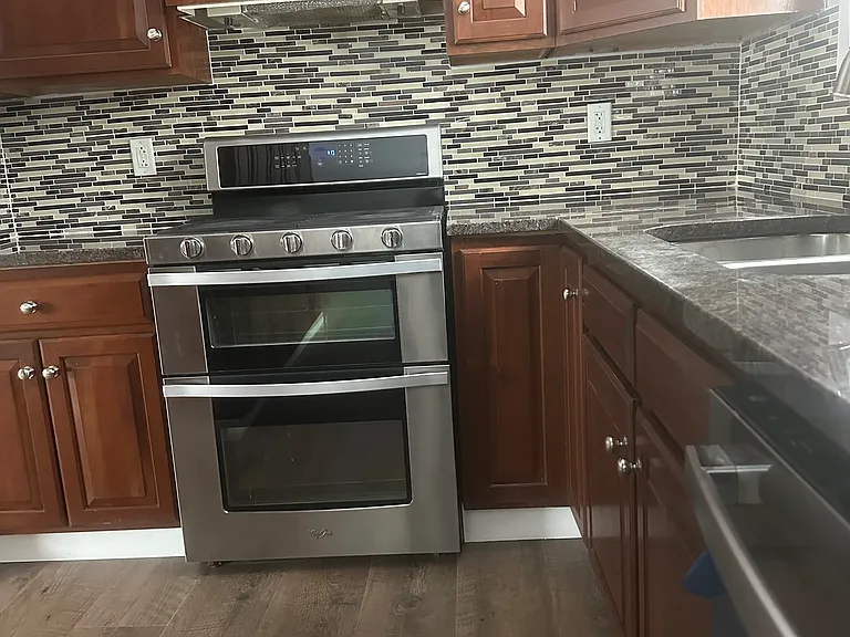 606 Lynn Dr — Photo 9