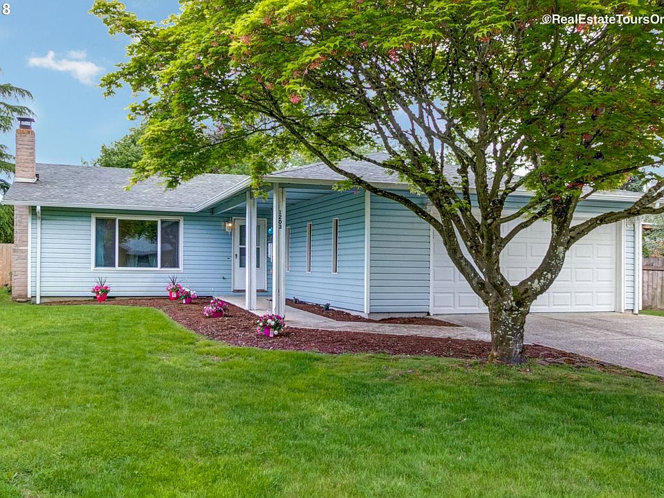 1st image of 1203 SE 131st Ave