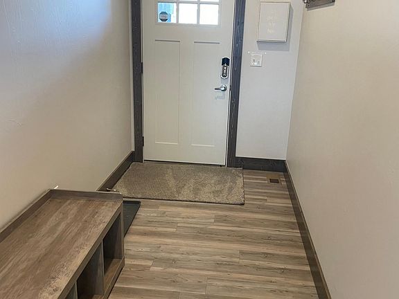 5th image of 1403 Westwood Cir #A
