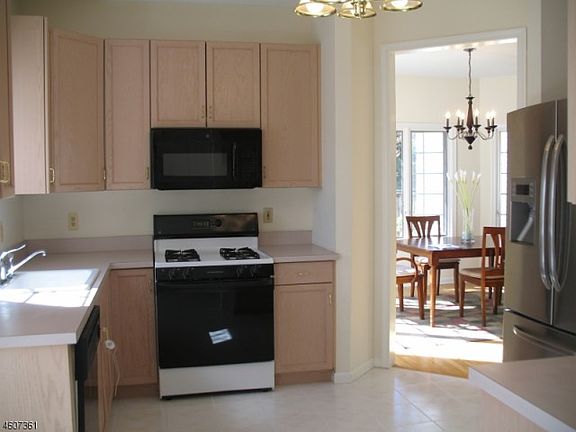 5th image of 1096 Smith Manor Blvd #49