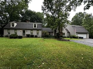 11090 Sharrott Rd, North Lima, OH 44452