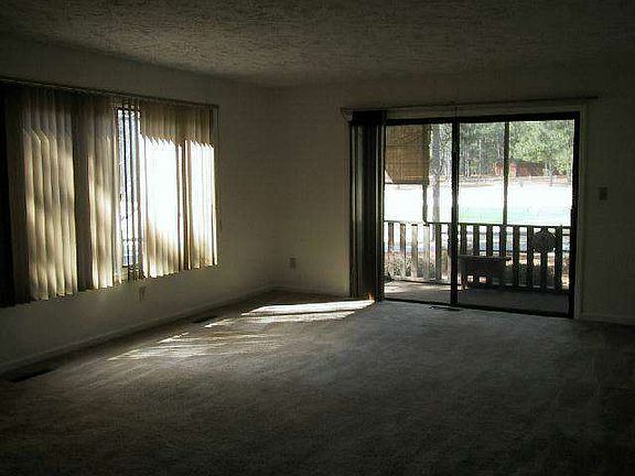 2nd image of 201 Fairway Lane