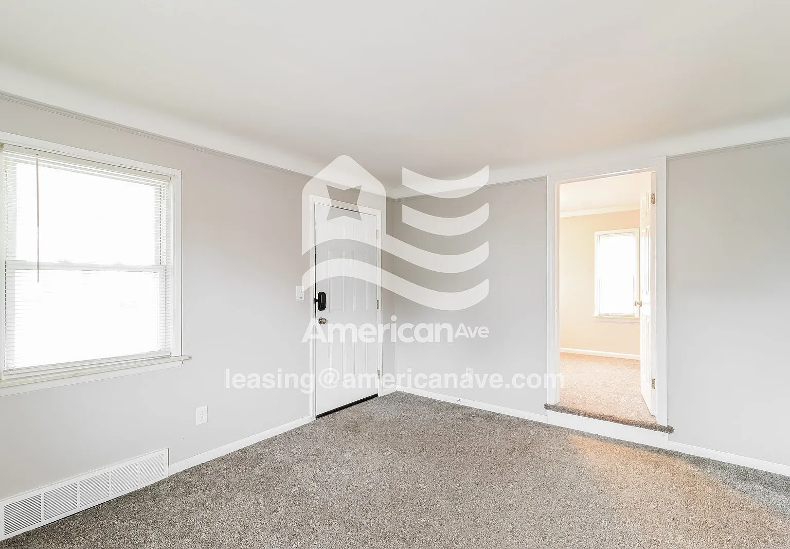 3 bed, 1.0 bath, 1036 sqft, $1,260 — Photo 3