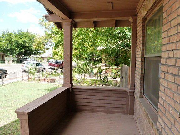 3rd image of 1217 N Main Street