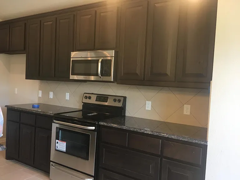 305 Santo Dr — Photo 8