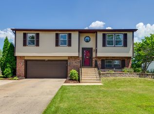 417 Pheasant Ridge Ct, Lindenhurst, IL 60046
