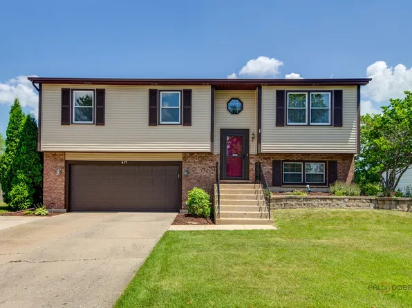 417 Pheasant Ridge Ct, Lindenhurst, IL 60046
