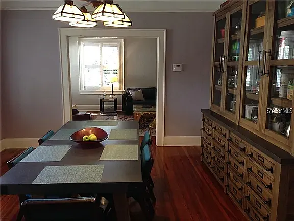 909 E Shadowlawn Ave — Photo 8
