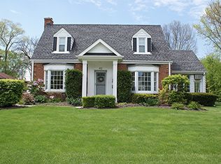 412 S York St, Elmhurst, IL 60126