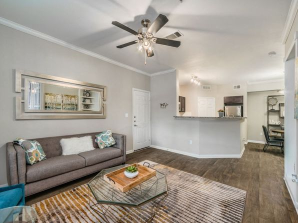 575 NE Loop 820 APT 1117