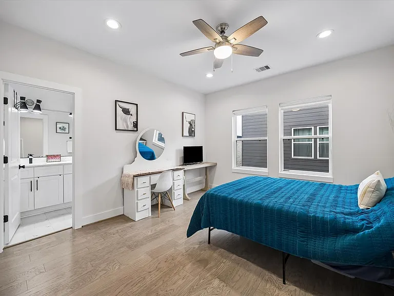 2625 Paul Quinn St #B — Photo 18