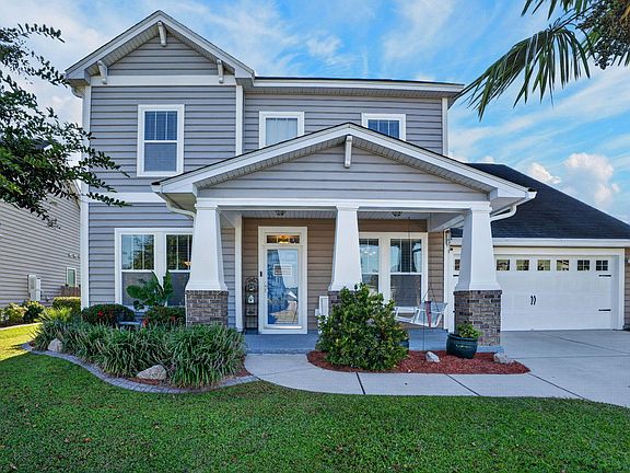 3rd image of 423 Topcrest Ln
