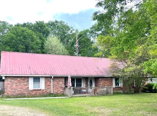 176 Smyrna Rd, Seminary, MS 39479