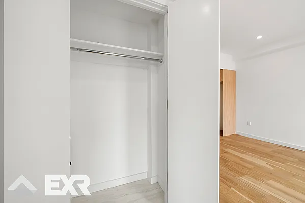 Rented by EXR | media 15