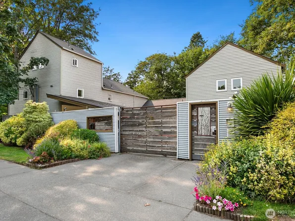 3406 W Government Way #3, Seattle, WA 98199