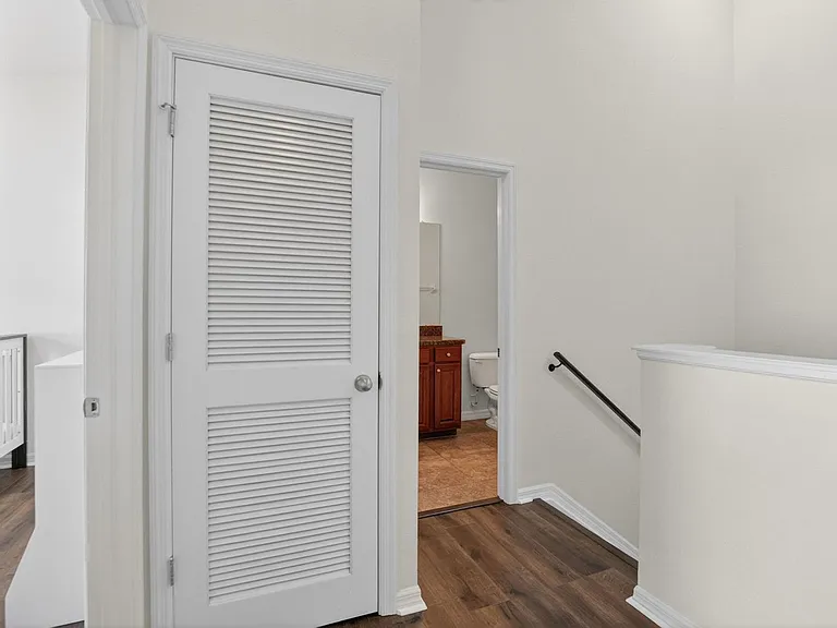 714 Ashentree Dr — Photo 21