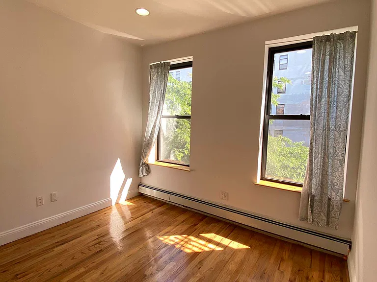 113 W 106th St #3A — Photo 4