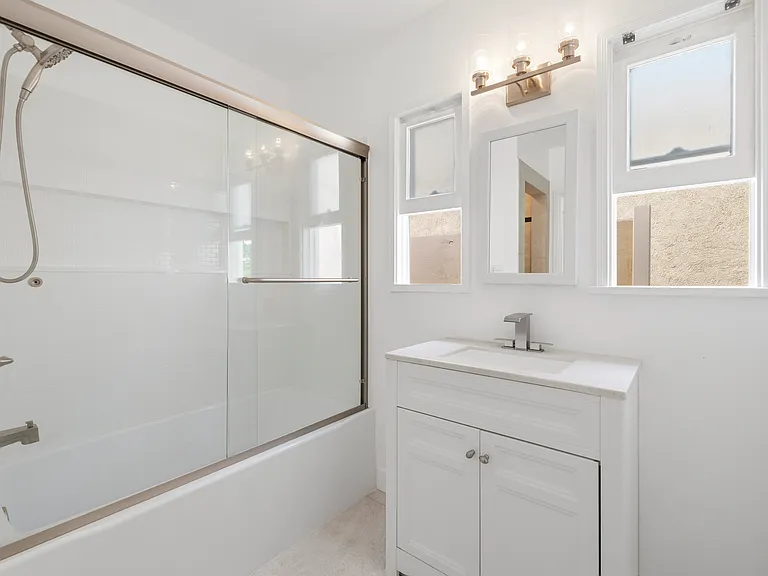 1078 E Orange Grove Ave — Photo 16
