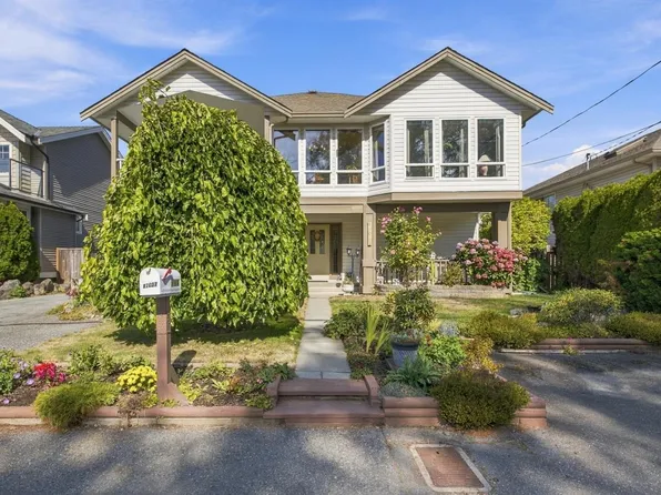 17037 0th Ave, Surrey, BC V3Z 9N9