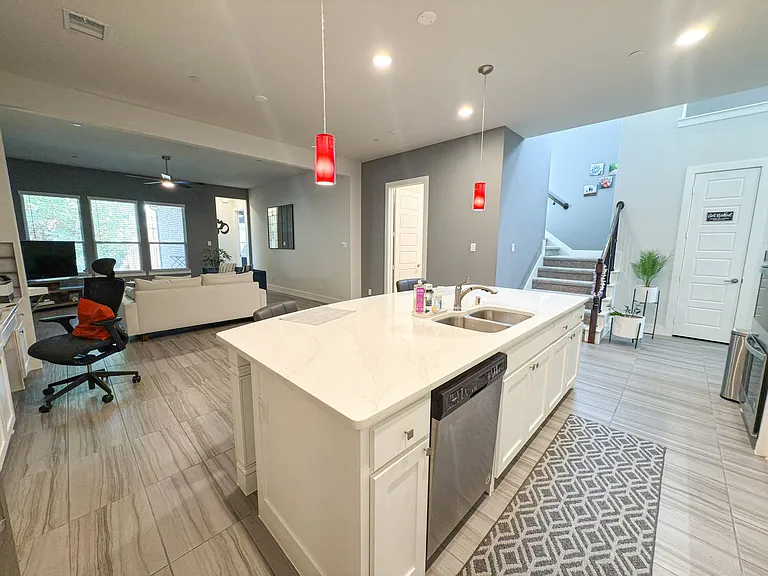 2839 Highpoint Ct — Photo 9