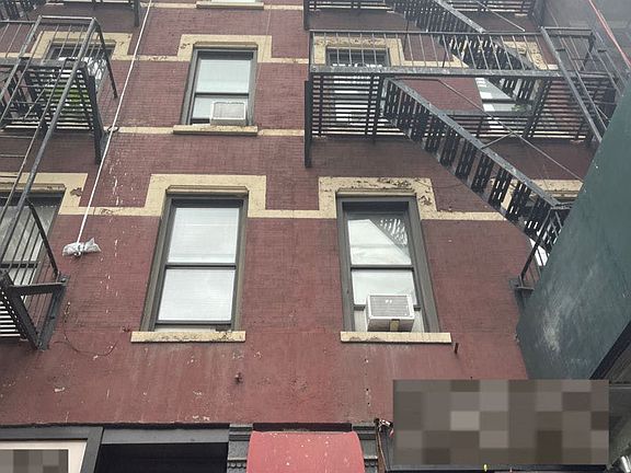3rd image of 857 9th Ave