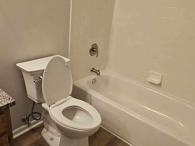 9395 Old Plainfield Rd #18 — Photo 9