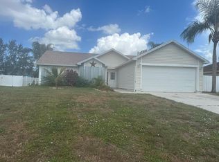 379 SW Jeanne Ave, Port Saint Lucie, FL 34953
