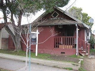 1st image of 327 Martha St